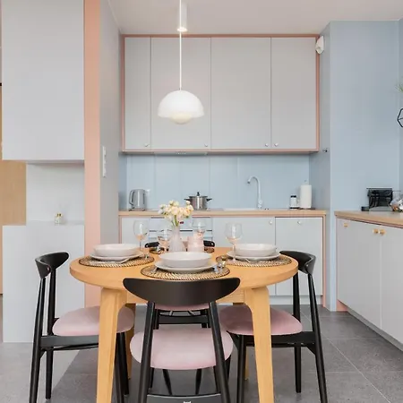 Zajezdnia Wrzeszcz By Renters Prestige Lägenhet