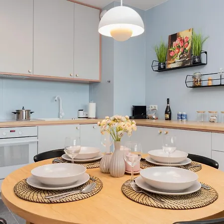 Zajezdnia Wrzeszcz By Renters Prestige Appartamento Danzica