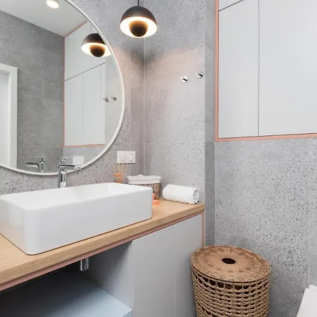 Zajezdnia Wrzeszcz By Renters Prestige